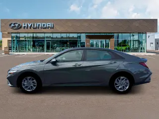Hyundai ELANTRA Híbrido 2026 Azul 4dr Sedán