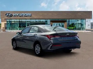 Hyundai ELANTRA Híbrido 2026 Azul 4dr Sedán