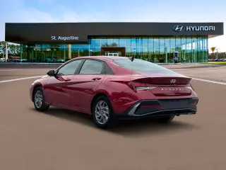 Hyundai ELANTRA 2024 SEL 4p Sedan