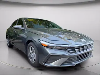 Hyundai ELANTRA 2026 SE 4dr Sedán