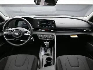 Hyundai ELANTRA 2026 SE 4dr Sedan