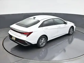 Hyundai ELANTRA 2026 SE 4dr Sedan