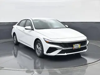 Hyundai ELANTRA 2026 SE 4dr Sedan