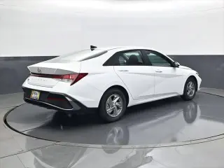 Hyundai ELANTRA 2026 SE 4dr Sedan