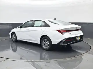 Hyundai ELANTRA 2026 SE 4dr Sedan