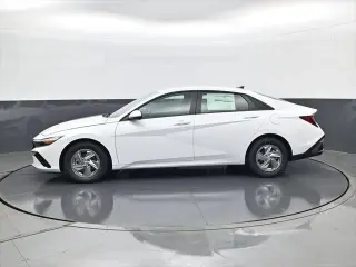Hyundai ELANTRA 2026 SE 4dr Sedan