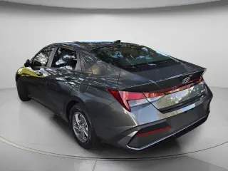 Hyundai ELANTRA 2025 SE 4dr Sedán