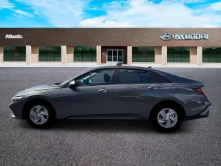 Hyundai ELANTRA 2026 SE 4dr Sed n