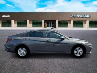 Hyundai ELANTRA 2026 SE 4dr Sed n