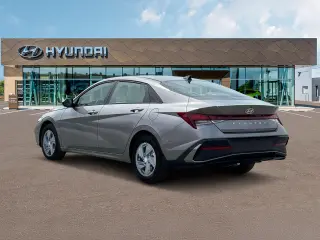 Hyundai ELANTRA 2024 SE 4dr Sedán