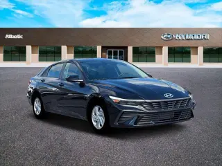 Hyundai ELANTRA 2026 SE 4dr Sedán