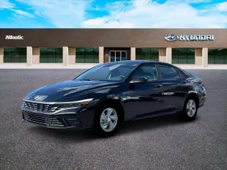 Hyundai ELANTRA 2026 SE 4dr Sedán