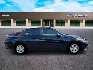 Hyundai ELANTRA 2026 SE 4dr Sedán