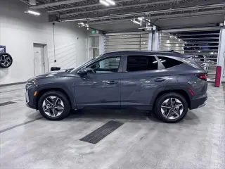 Hyundai TUCSON Híbrido 2026 AWD Azul SE 4p SUV