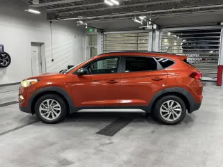 Hyundai TUCSON 2017 AWD SE 4dr SUV