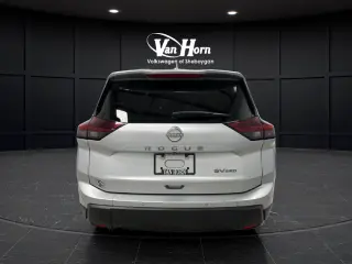 2024 Nissan Rogue