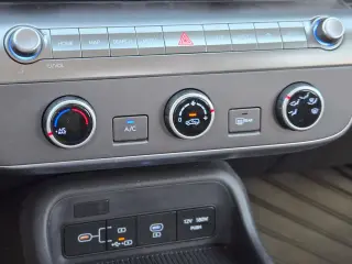 Hyundai KONA 2026 SE 4x4 4p SUV