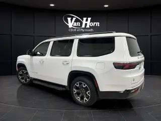 2024 Jeep Wagoneer