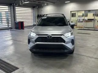 Toyota RAV4 Híbrido 2024 AWD XLE 4dr SUV