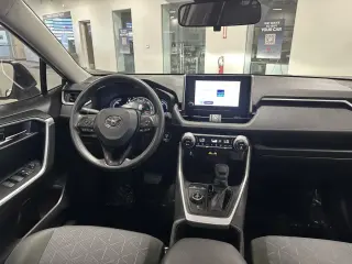 Toyota RAV4 Híbrido 2024 AWD XLE 4dr SUV