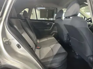 Toyota RAV4 Híbrido 2024 AWD XLE 4dr SUV