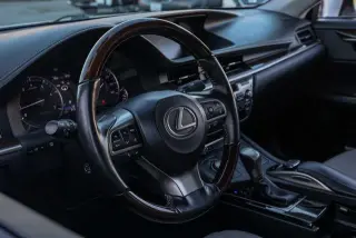 Lexus ES 350 2017 4dr Sedán