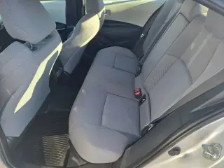 Toyota Corolla 2024 SE 4dr Sedán