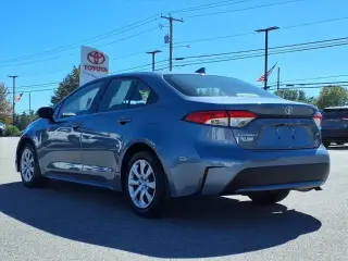 Toyota Corolla 2022 LE 4p Sedán
