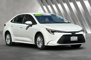 Toyota Corolla Hybrid 2026 LE 4dr Sed an