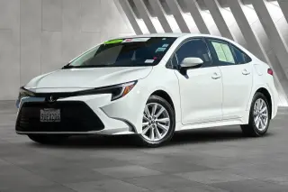 Toyota Corolla Hybrid 2026 LE 4dr Sed an