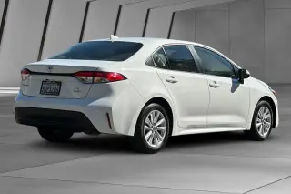 Toyota Corolla Hybrid 2026 LE 4dr Sed an