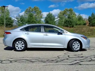 Toyota Corolla 2022 LE 4p Sedan