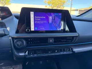 Toyota Prius 2023 XLE 4p Hatchback