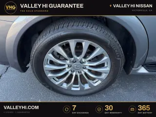 INFINITI QX80 2017 AWD 4dr SUV