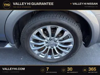 INFINITI QX80 2017 AWD 4dr SUV