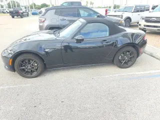 Mazda MX-5 Miata 2022 Deportivo 2desc Convertible 6M