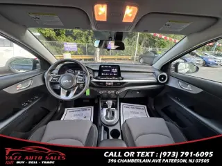 2023 Kia Forte LXS IVT