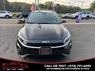 2023 Kia Forte LXS IVT