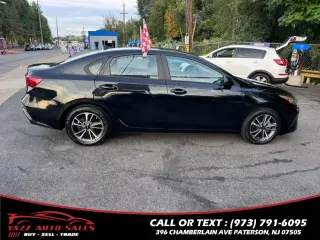 2023 Kia Forte LXS IVT