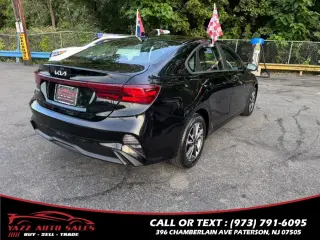 2023 Kia Forte LXS IVT