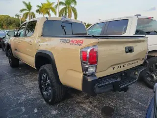 Toyota Tacoma 2020 4x4 TRD Off-Road 4dr Double Cab 5.0 ft SB 6A
