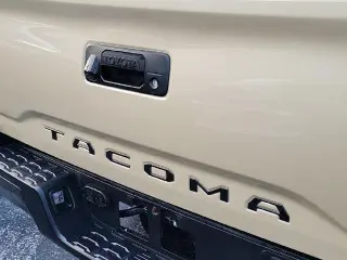 Toyota Tacoma 2020 4x4 TRD Off-Road 4dr Double Cab 5.0 ft SB 6A