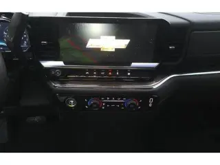 Chevrolet Silverado 1500 2024 4x4 LT 4 puertas Crew Cab cama de 5.8 pies con 2FL
