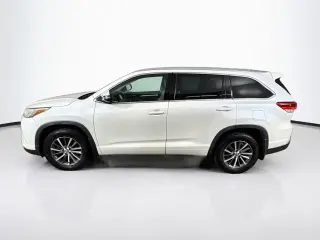 Toyota Highlander 2017 AWD XLE 4dr SUV