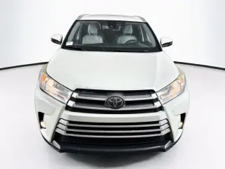 Toyota Highlander 2017 AWD XLE 4dr SUV