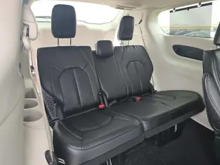 Chrysler Pacifica 2024 AWD Touring L 4dr Mini-Van