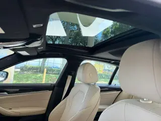 Sedán BMW 5 Series 2021 AWD 540i xDrive 4dr