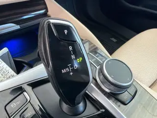 Sedán BMW 5 Series 2021 AWD 540i xDrive 4dr