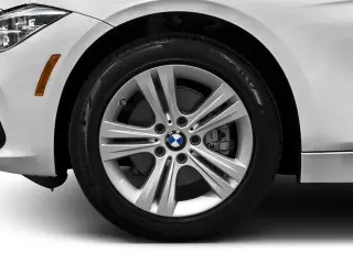 Sedán BMW 3 Series 2016 AWD 328i xDrive 4dr SULEV