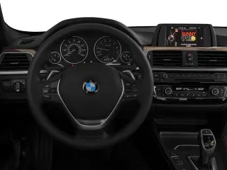 Sedán BMW 3 Series 2016 AWD 328i xDrive 4dr SULEV